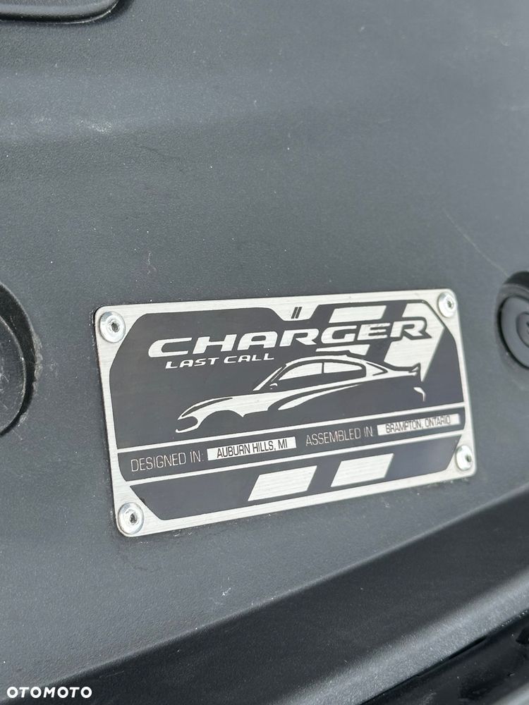 Dodge Charger 5.7 R/T - 16