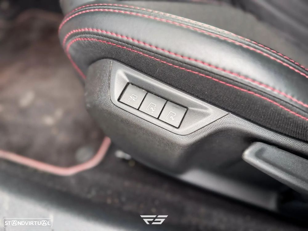 Peugeot 308 1.6 e-THP GTi - 21