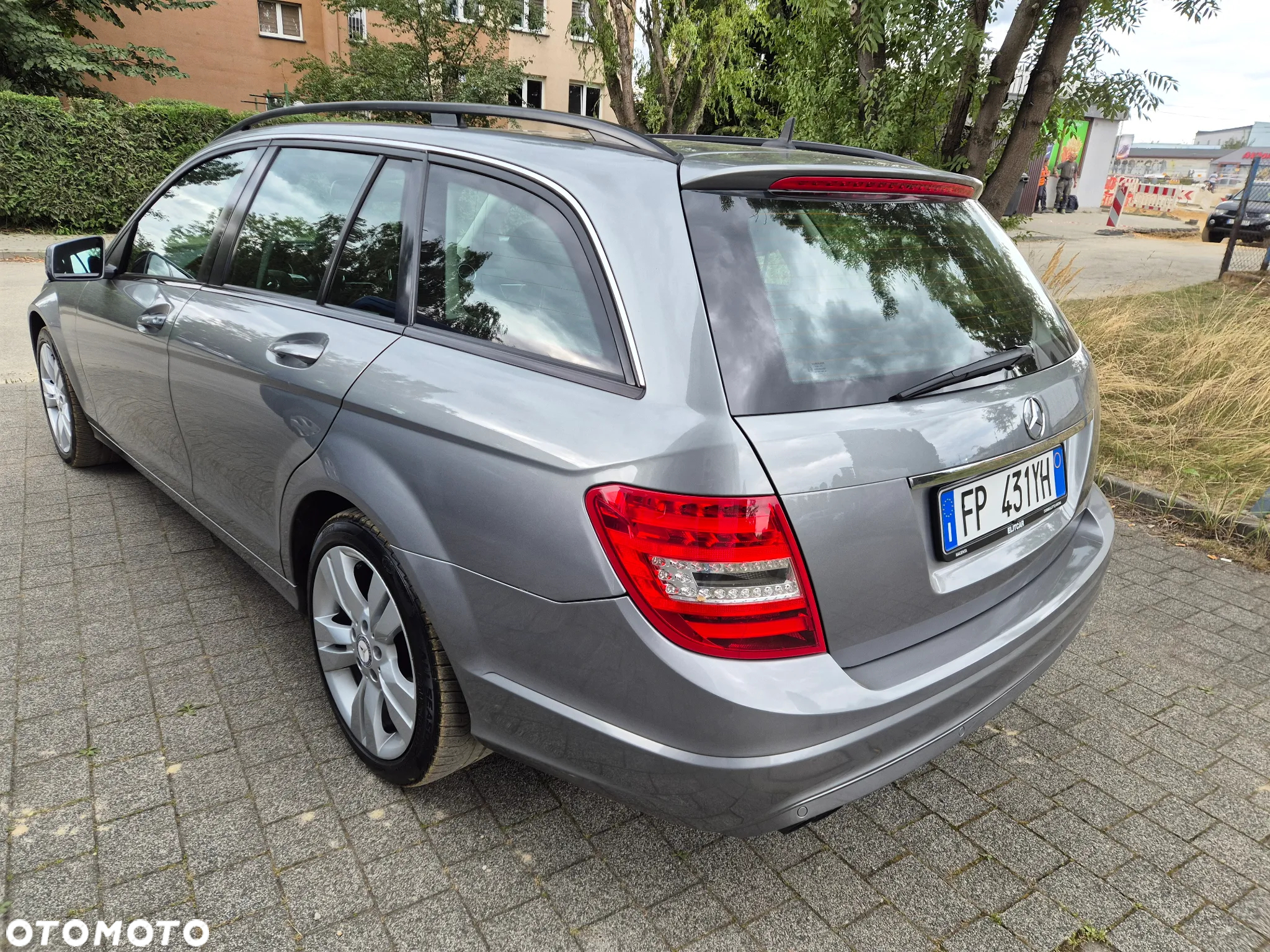 Mercedes-Benz Klasa C 200 CDI BlueEff Avantgarde - 8