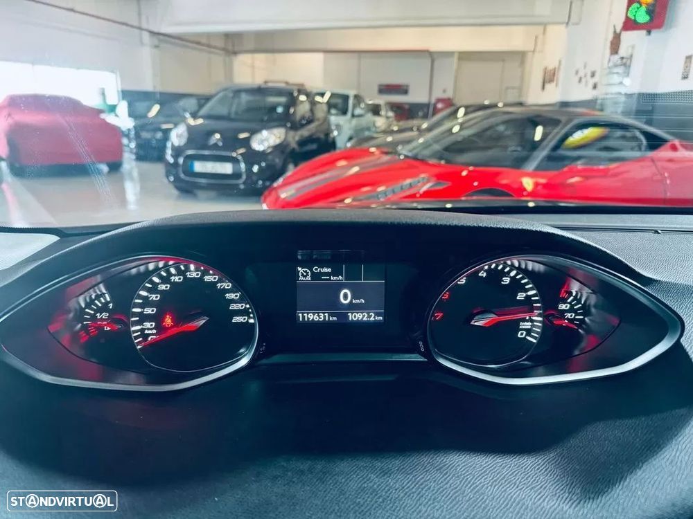 Peugeot 308 1.2 PureTech Active - 20