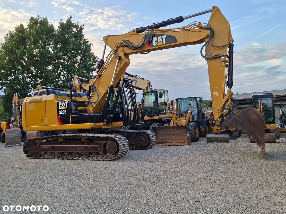 Caterpillar CAT 320 EL - 12