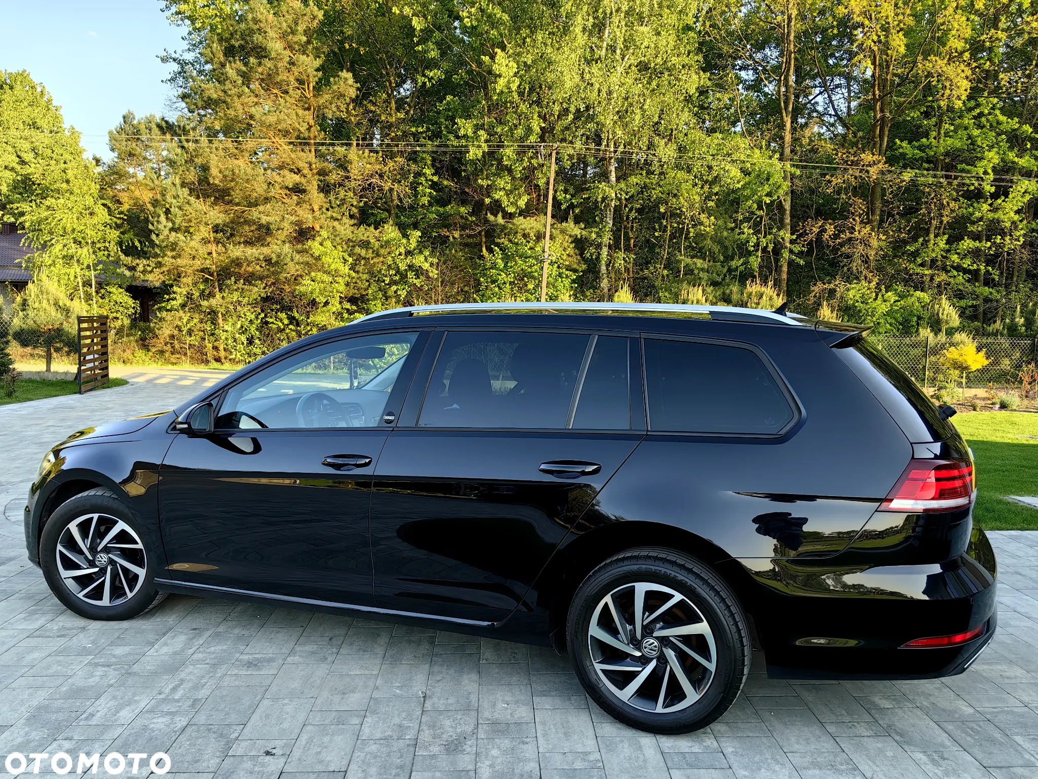 Volkswagen Golf 2.0 TDI DSG Sound - 14