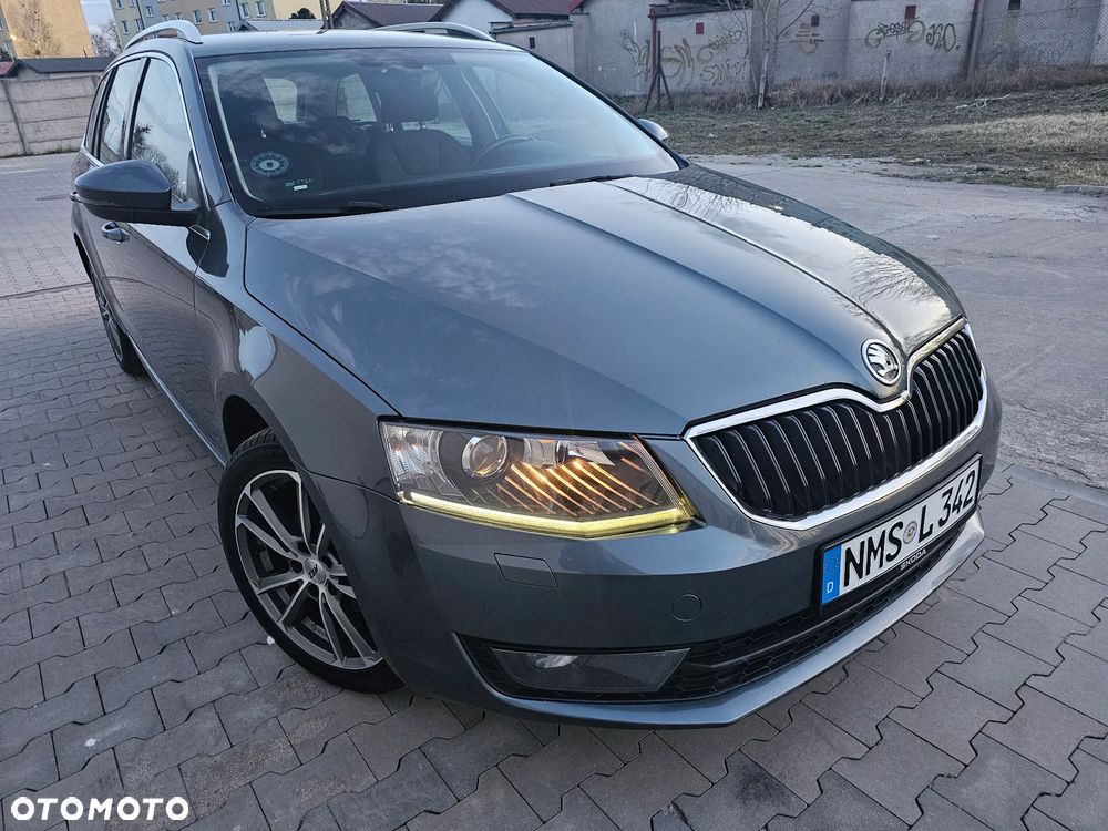 Skoda Octavia 2.0 TDI DSG Style - 1