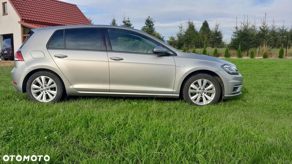 Volkswagen Golf - 3