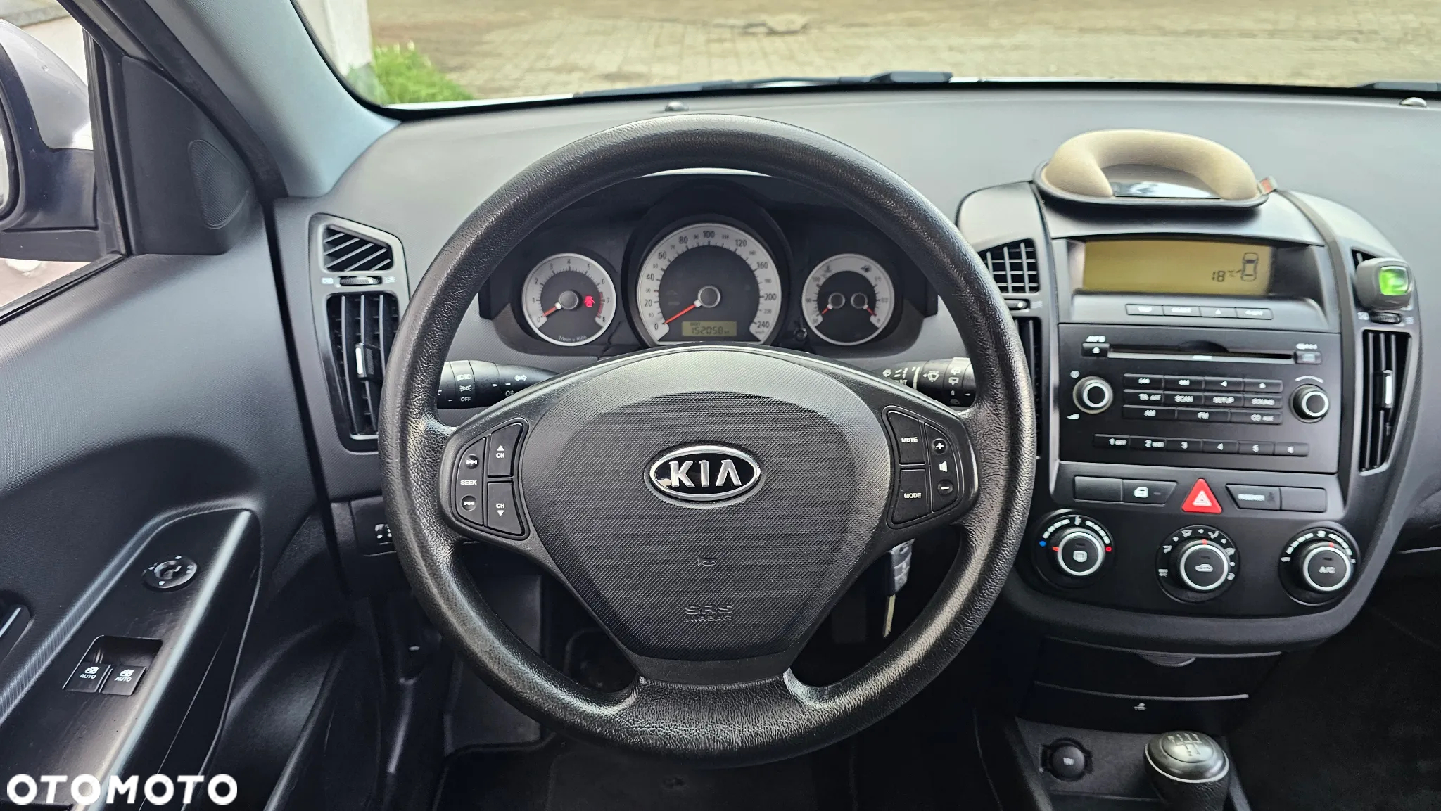 Kia Ceed - 21