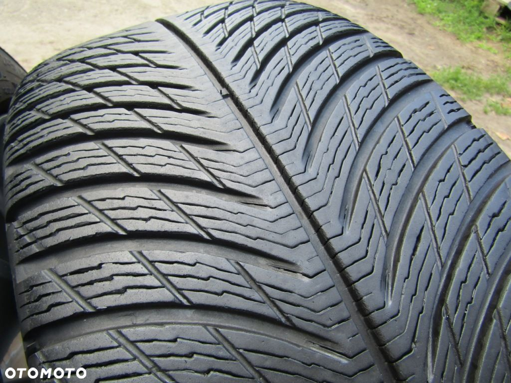 4x Felgi Koła 18 Volvo S40 V60 S90 V90 C30 S60 XC40 XC60  Opony 245/45 18 - 16