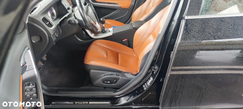 Volvo S60 T3 Summum - 5