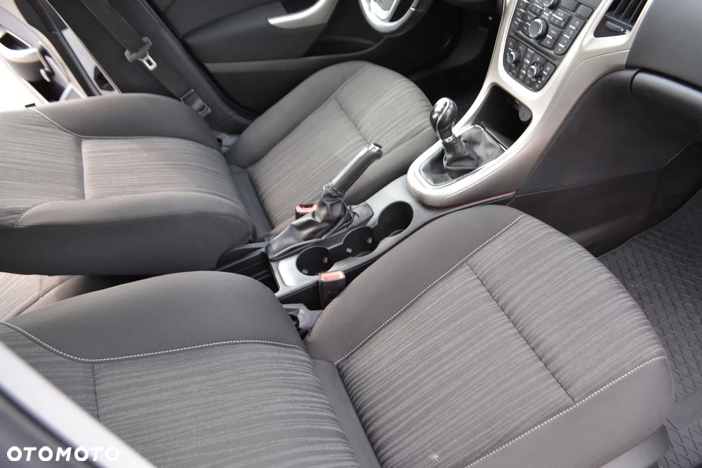 Opel Astra - 17