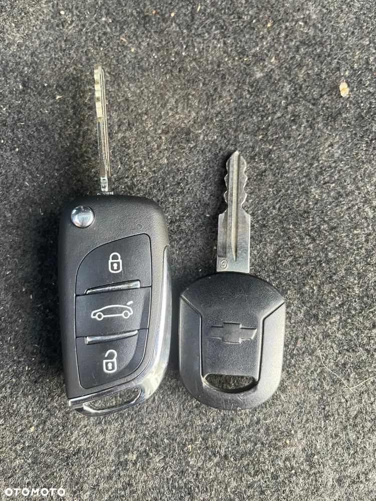 Chevrolet Captiva - 31