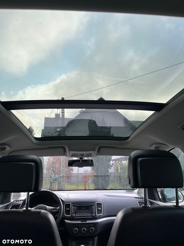 Volkswagen Sharan 2.0 TDI BlueMotion Technology Highline - 12
