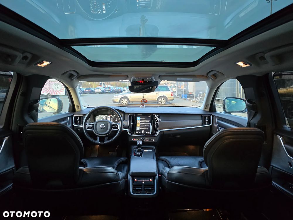 Volvo V90 Cross Country - 9