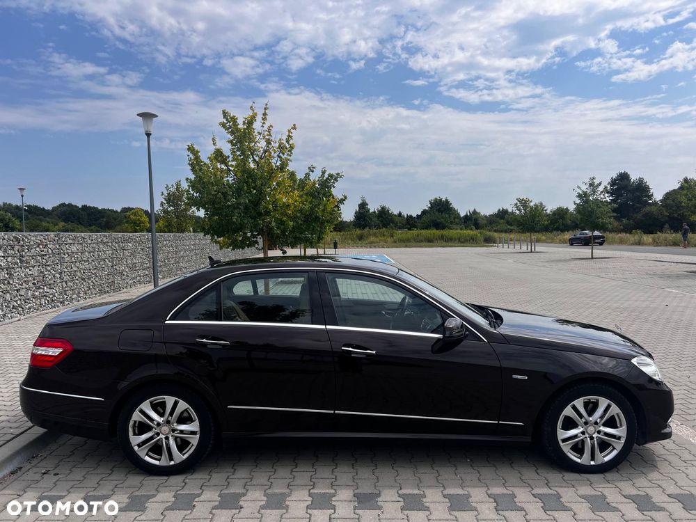 Mercedes-Benz Klasa E 350 CDI 4-Matic BlueEff Avantgarde - 2