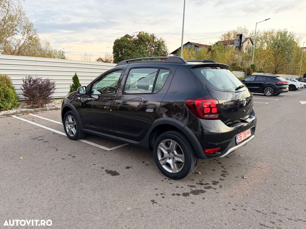 Dacia Sandero 1.5 90CP Stepway - 12