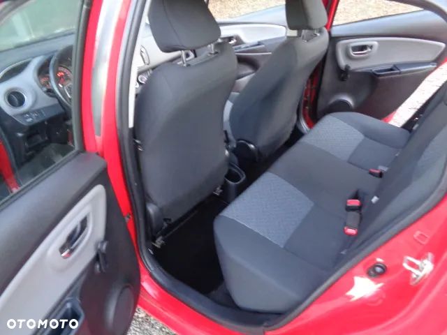 Toyota Yaris 1.33 Premium EU6 - 9