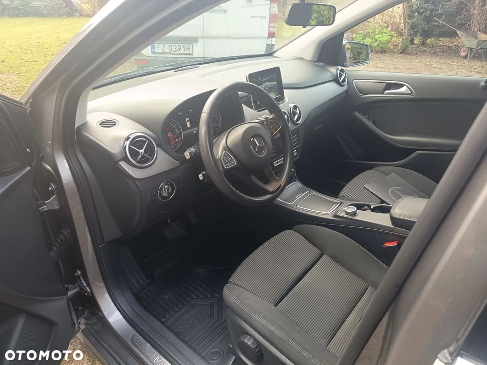 Mercedes-Benz Klasa B 200 (BlueEFFICIENCY) 7G-DCT - 7