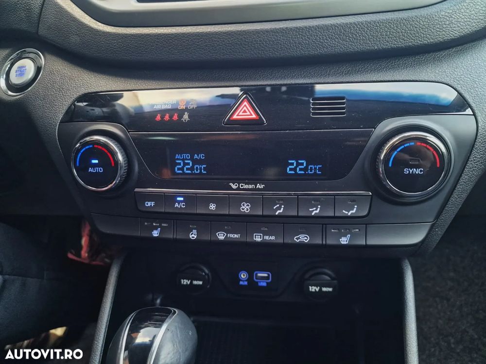 Hyundai Tucson blue 1.7 CRDi 2WD DCT Premium - 38