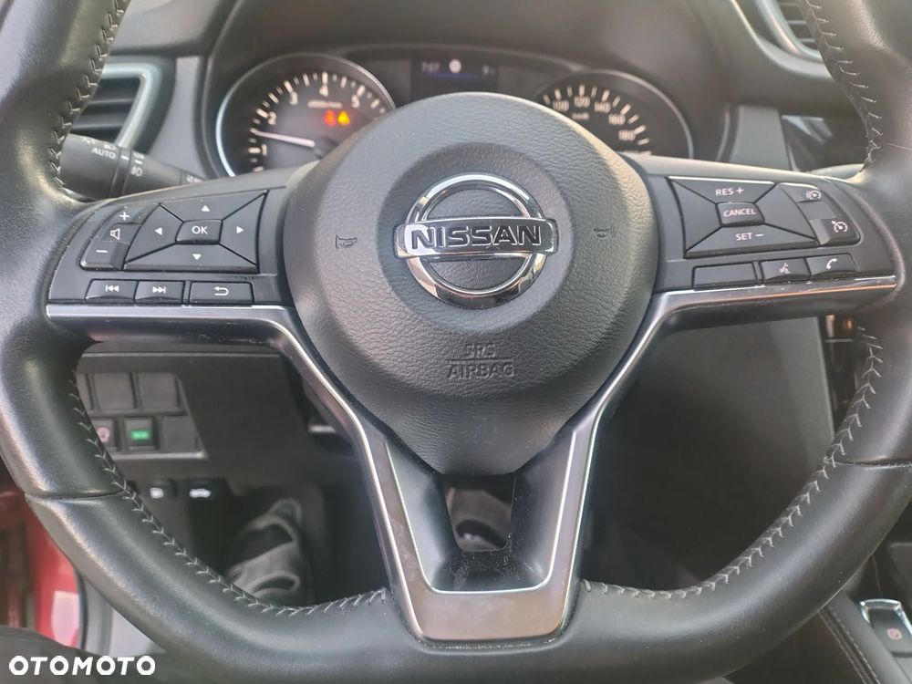 Nissan Qashqai 1.3 DIG-T DCT TEKNA+ - 17