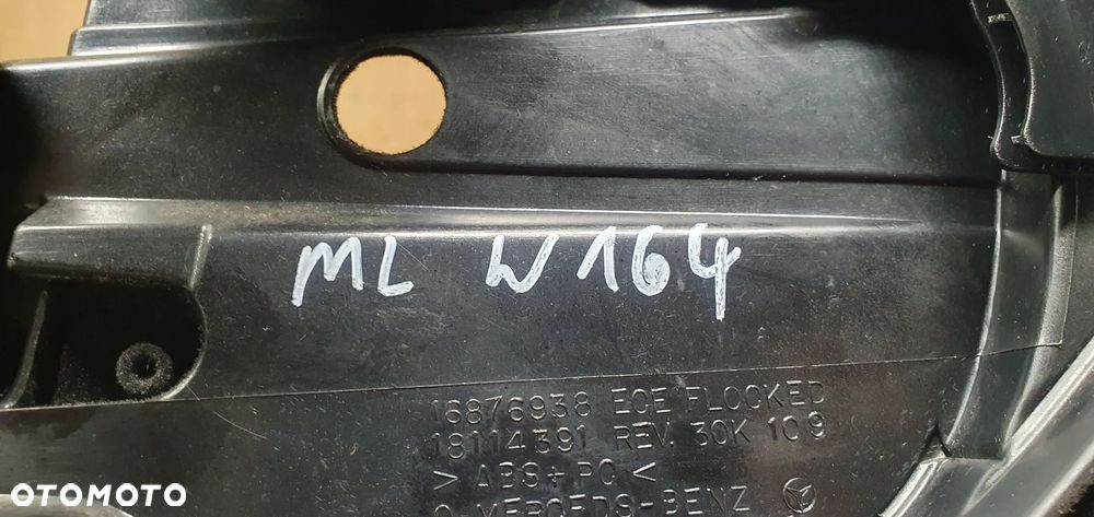 Schowek pasażera Mercedes ML W164 Europa A1646800091 - 8