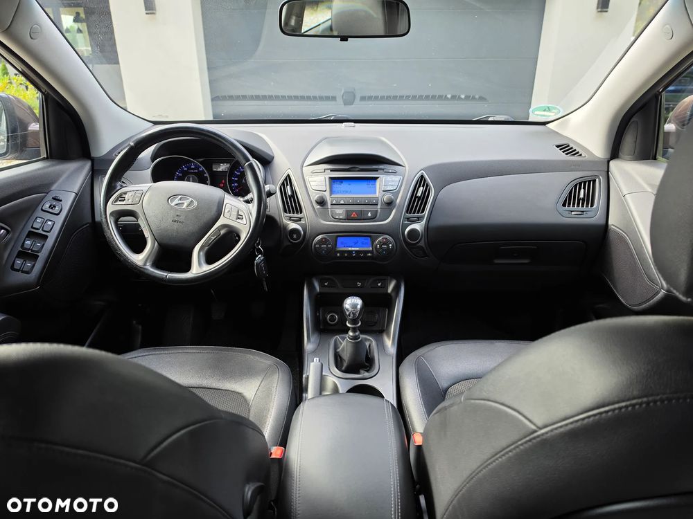Hyundai ix35 1.6 2WD Fifa World Cup Edition - 14