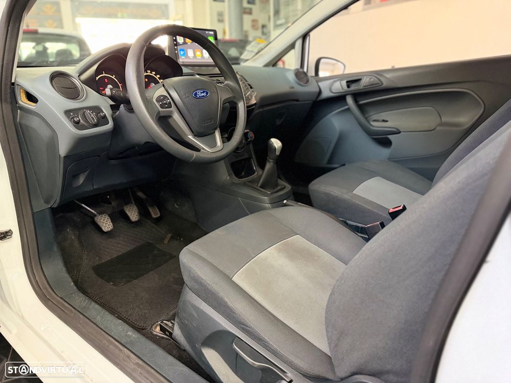 Ford Fiesta 1.4 TDCI - 11
