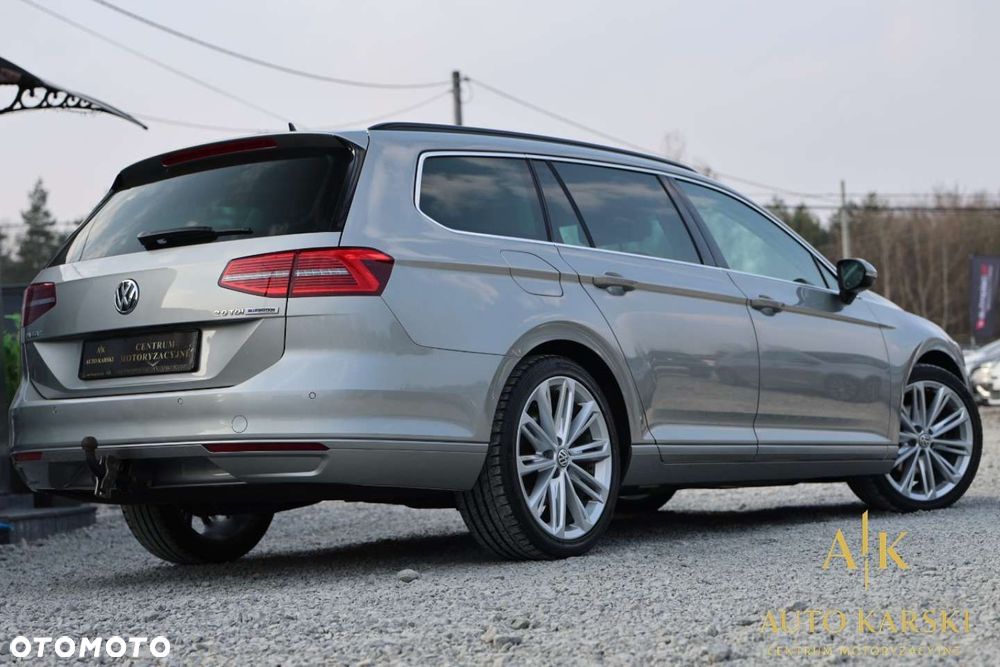 Volkswagen Passat - 4