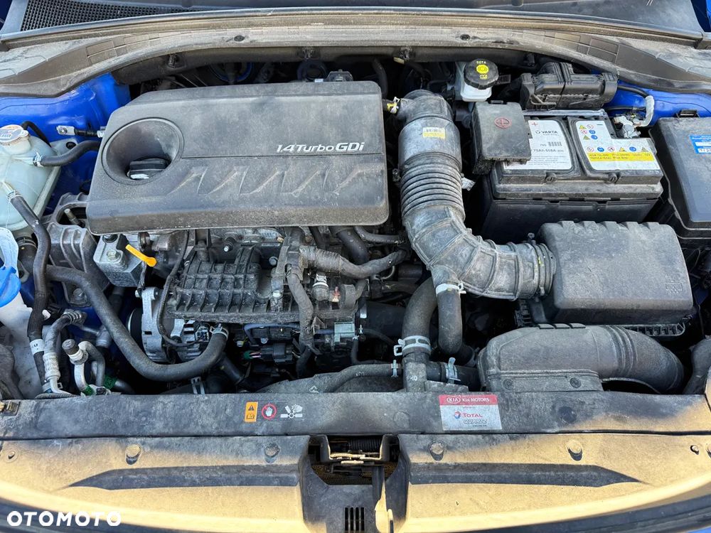 Kia Ceed 1.4 T-GDI DCT OPF Platinum Edition - 39