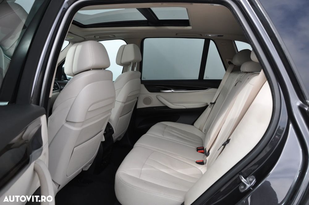 BMW X5 xDrive30d - 27