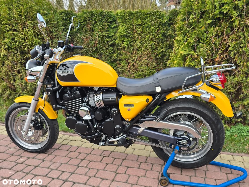 Triumph Thunderbird - 6