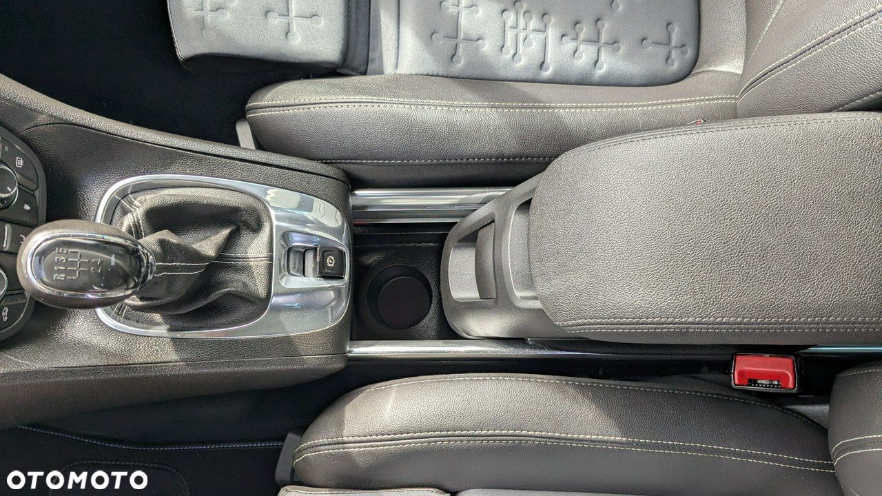Opel Meriva - 32