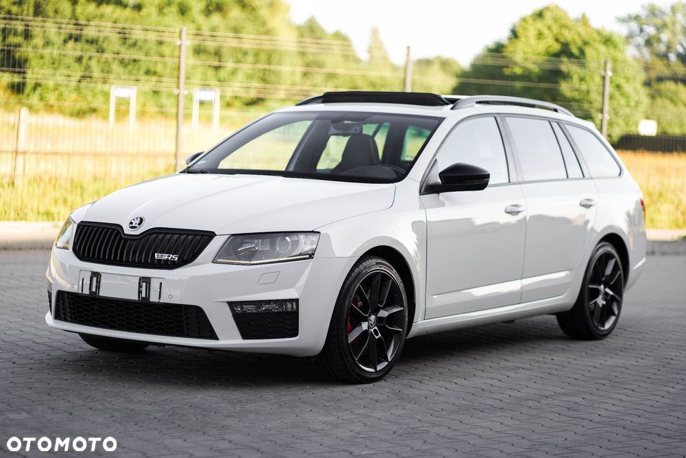Skoda Octavia 2.0 TDI RS DSG - 2