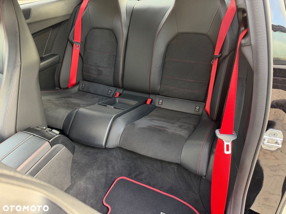 Mercedes-Benz Klasa C 200 7G-TRONIC Edition - 21