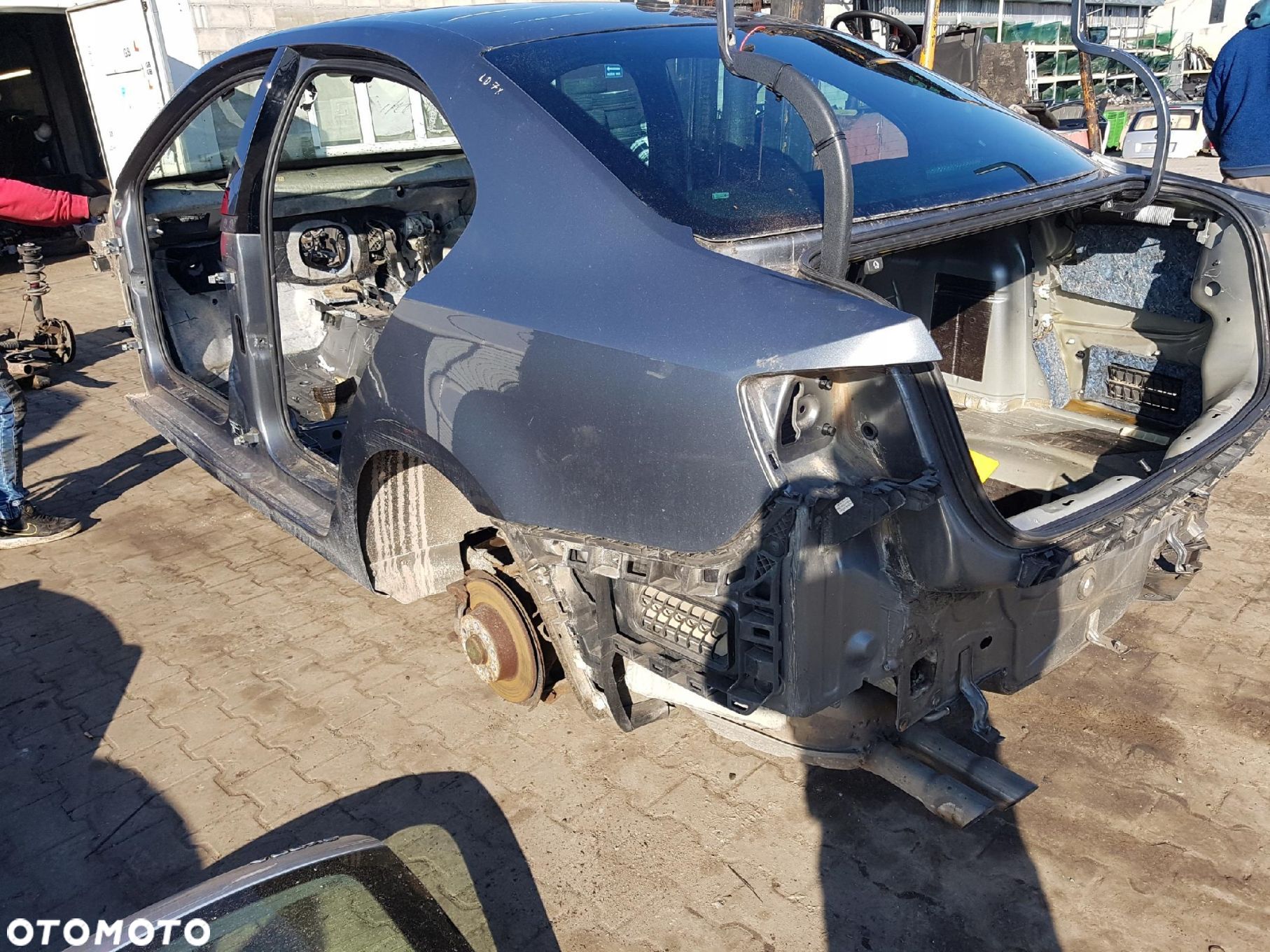 VW JETTA VI 5C 10-18r BŁOTNIK ĆWIARTKA LEWA TYŁ LD7X - 1