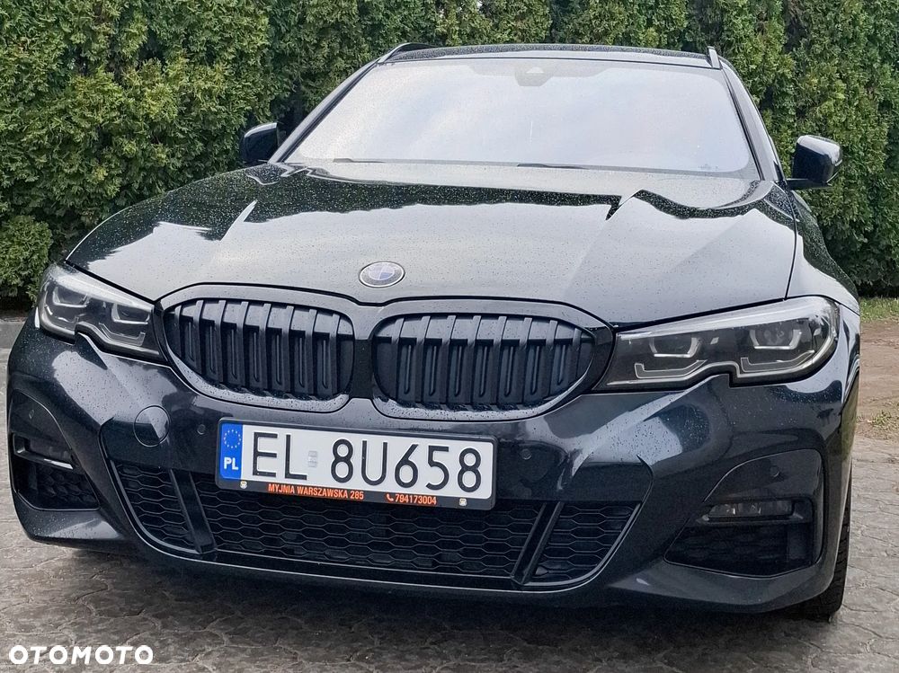BMW Seria 3 330i - 1