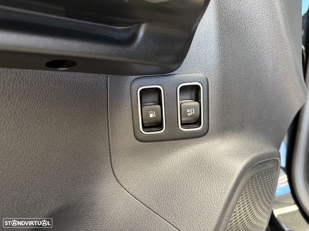 Mercedes-Benz GLA 250 e Progressive - 14