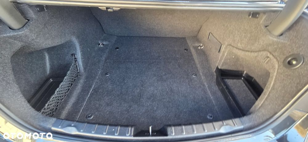 BMW Seria 3 325d Sport-Aut Luxury Line - 31