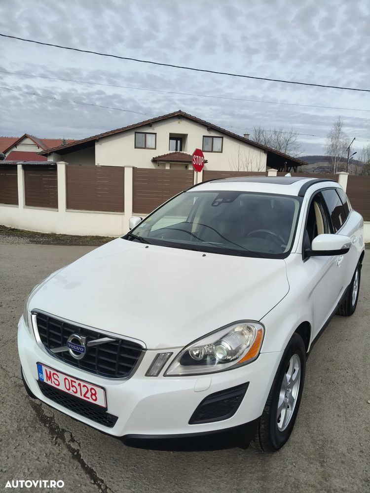 Volvo XC 60 DRIVe Momentum - 3