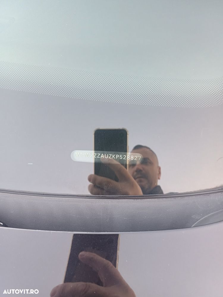 Volkswagen Golf - 12