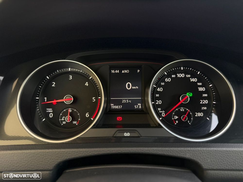 VW Golf 2.0 TDI GTD DSG - 24
