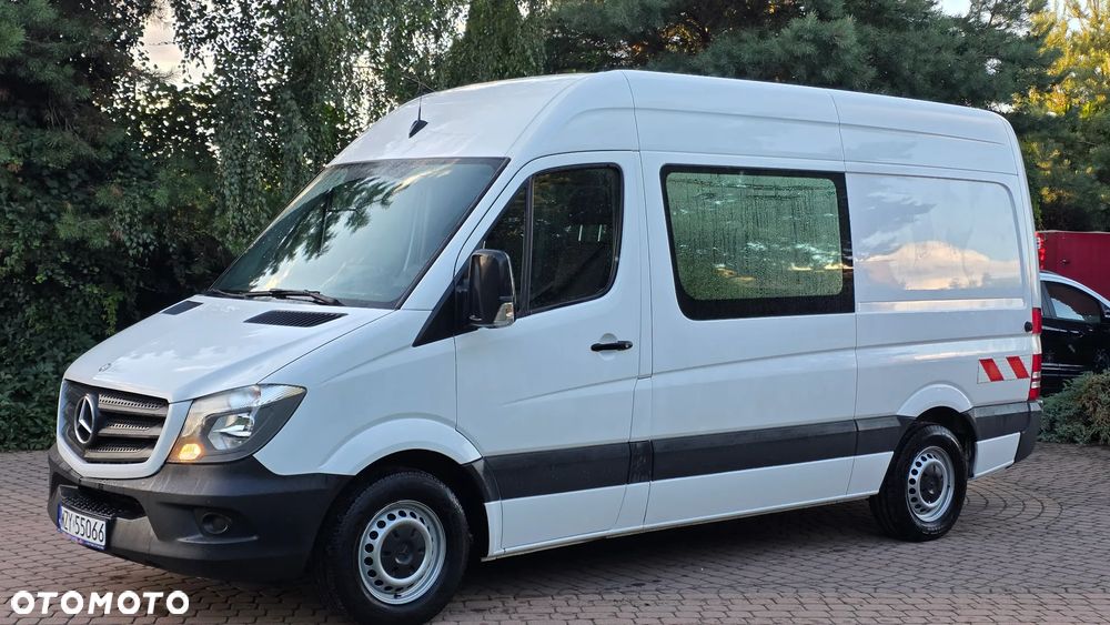 Mercedes-Benz Sprinter - 1