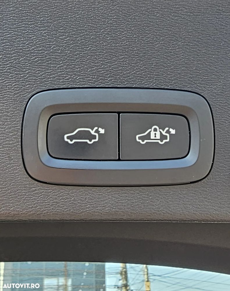 Volvo XC 40 T3 Geartronic RDesign - 14