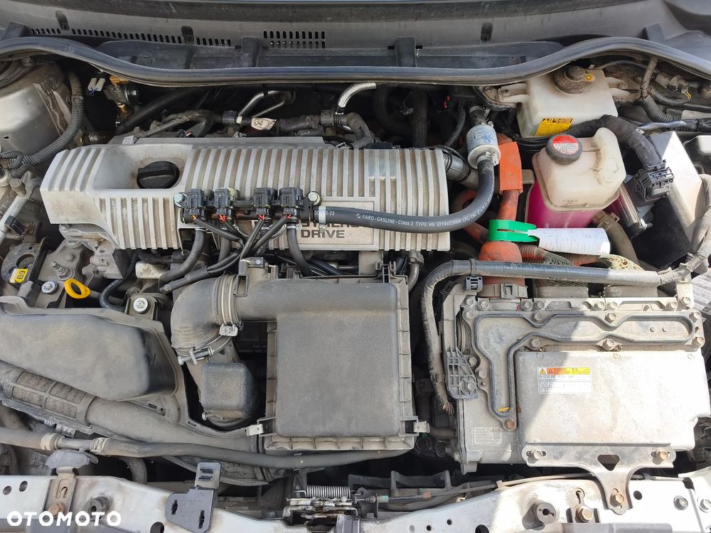 Toyota Auris 1.8 HSD Luna - 8