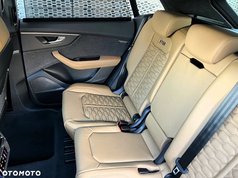 Audi RS Q8 - 15