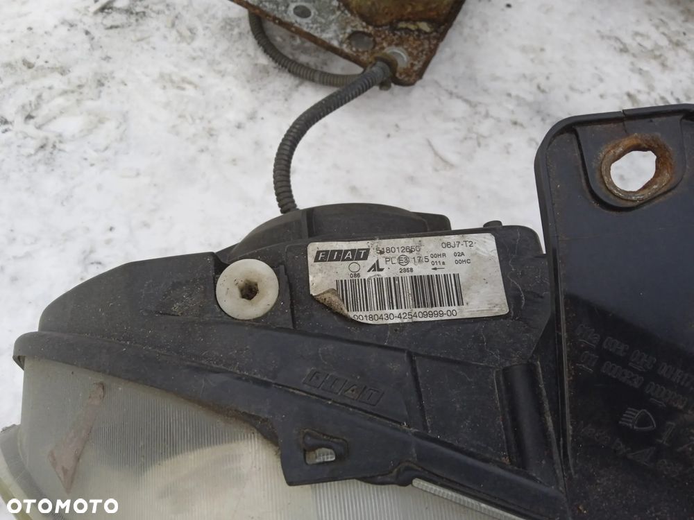 REFLEKTOR LEWY LUB PRAWY FIAT CROMA 05-07 - 6