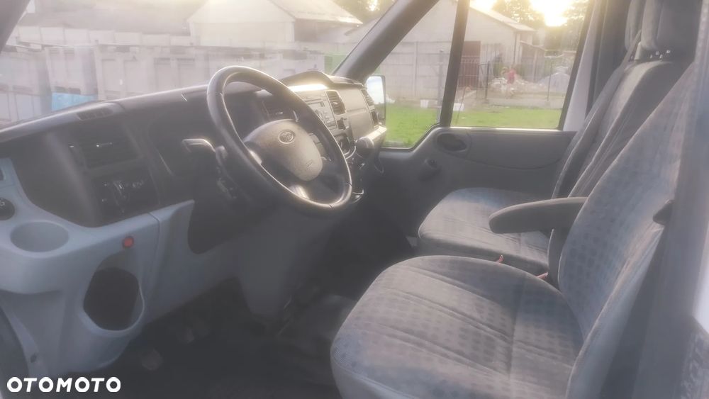 Ford TRANSIT NAPEND 4X4 WYCIĄGARKA POLSKI SALON 1 WŁASCICIEL BEZWYPADKOWY MAŁY PRZEBIEG - 8