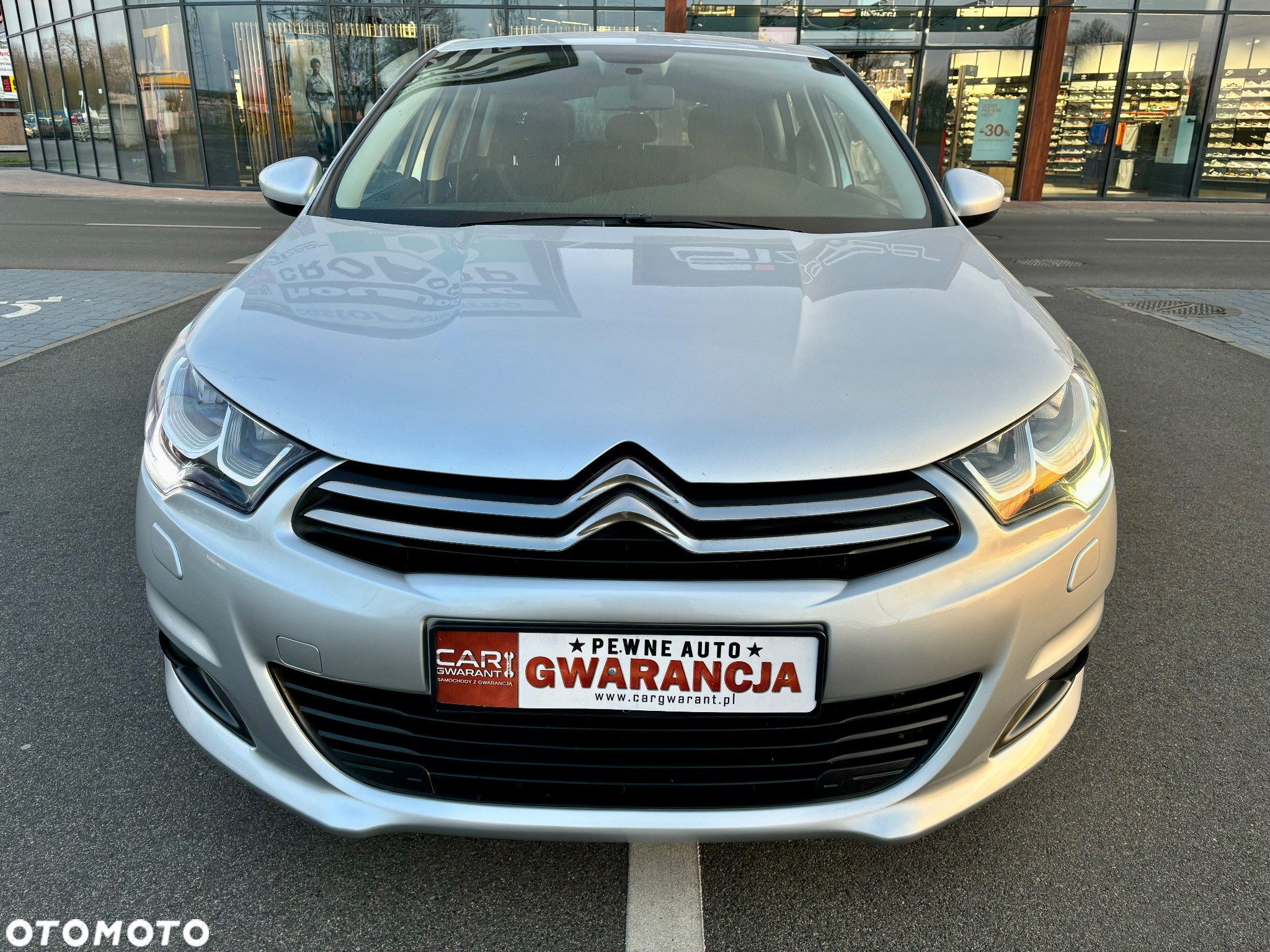 Citroën C4 BlueHDi 100 Selection - 2