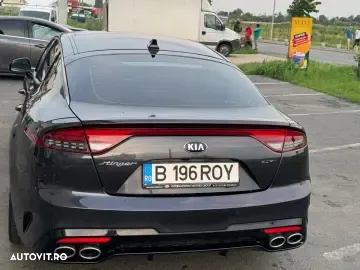 Kia Stinger 3.3 T-GDI 8AT AWD GT - 3