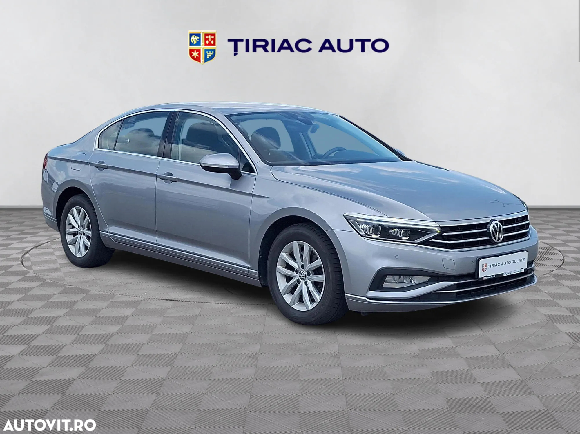 Volkswagen Passat - 8