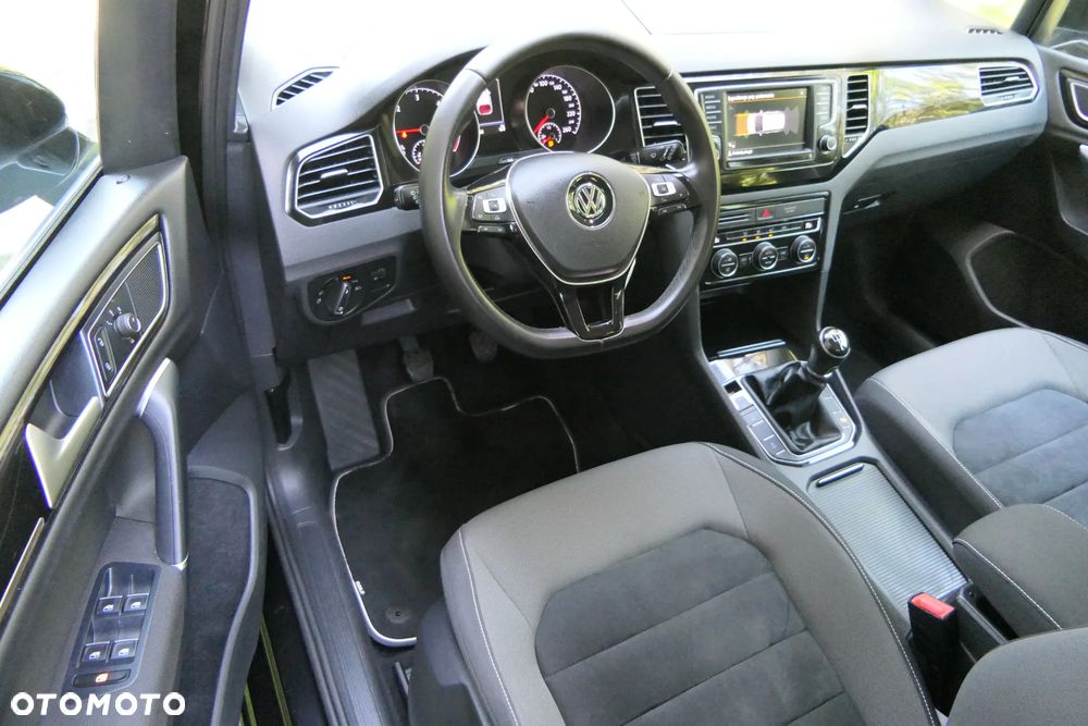 Volkswagen Golf Sportsvan SV 1.6 TDI BMT Highline - 17