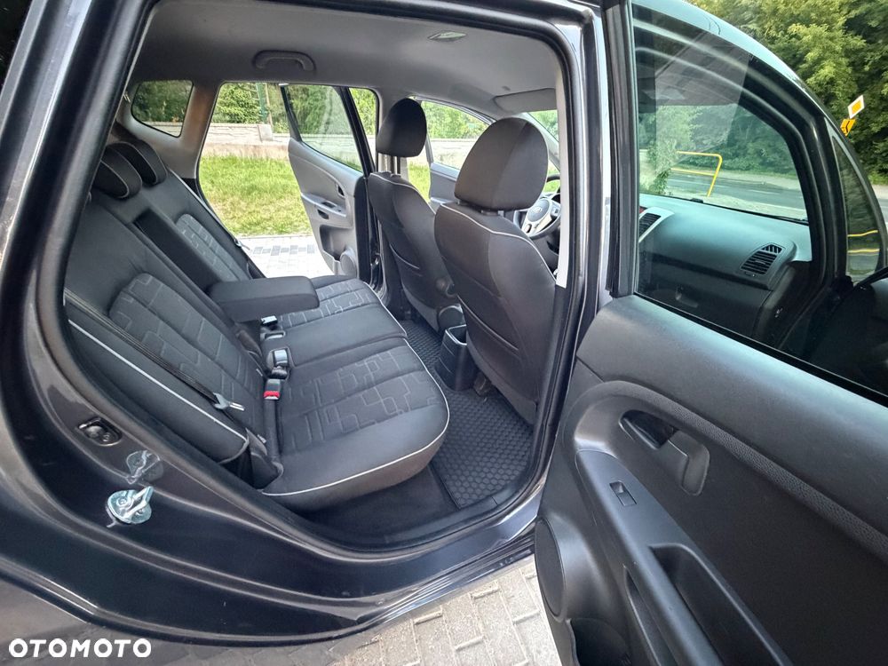 Kia Venga 1.6 CVVT Dream Team Edition - 13
