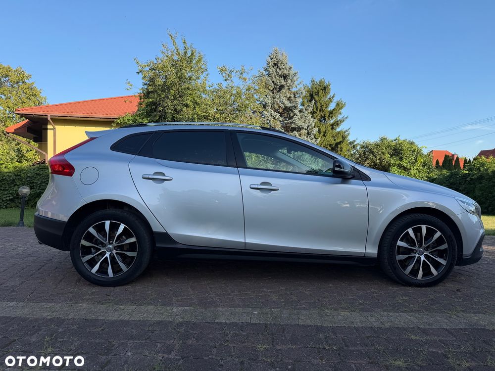 Volvo V40 Cross Country T3 Drive-E Dynamic Edition - 20